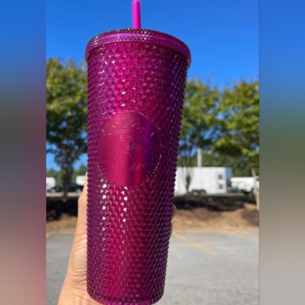 Starbucks Berry 2022